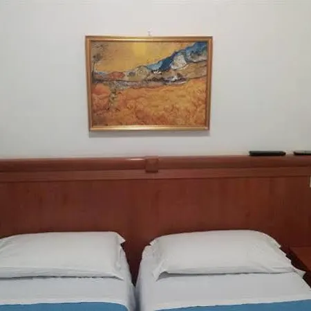 Art Mary Pensión Roma